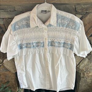 Western Women's White and Baby Blue Button Down Short Sleeve Shirt;Large/X-Large